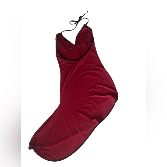 Beautiful deep red asymmetrical dress - Picture 8 of 8